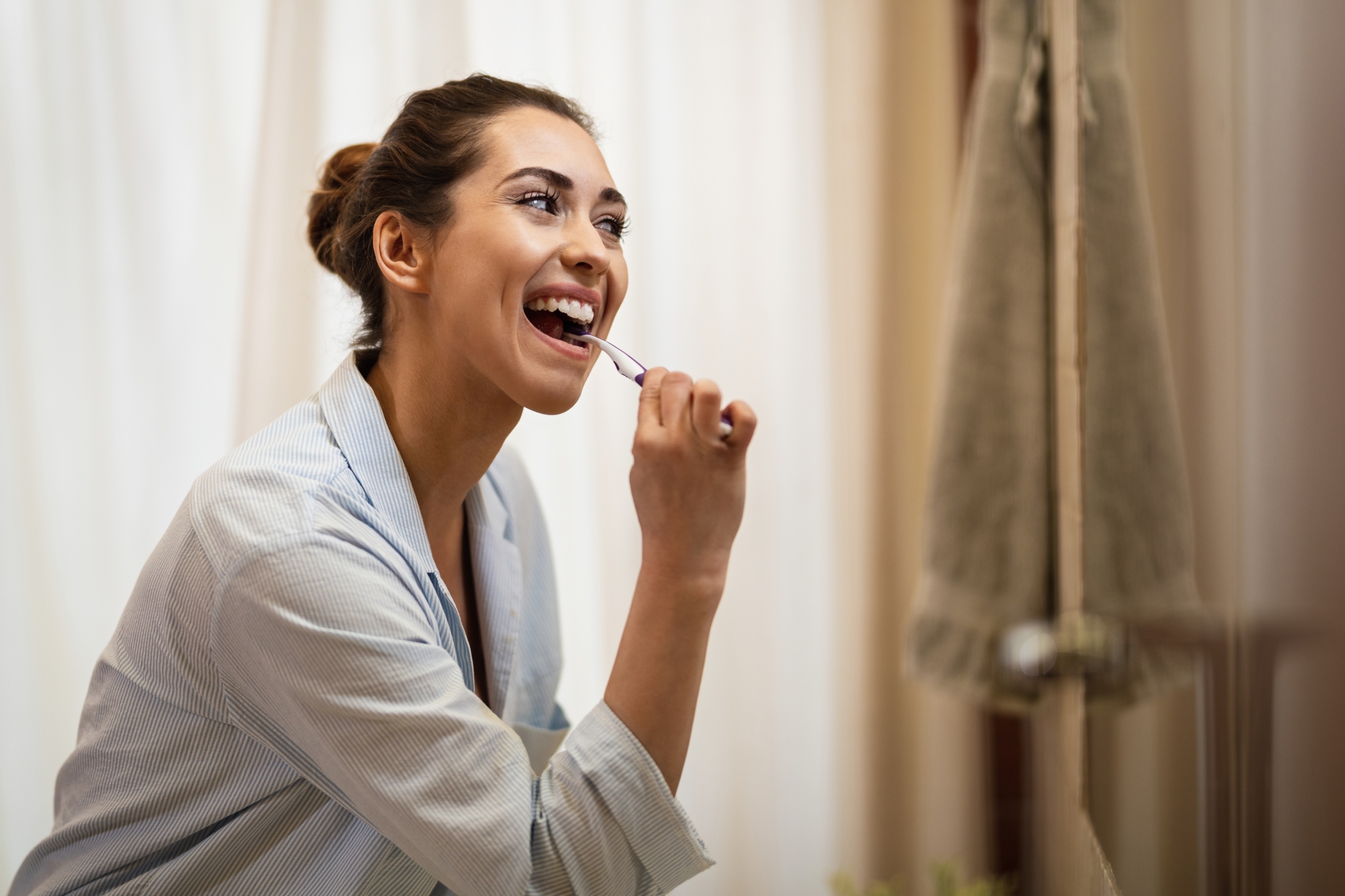 Cómo cuidar las carillas dentales: consejos clave