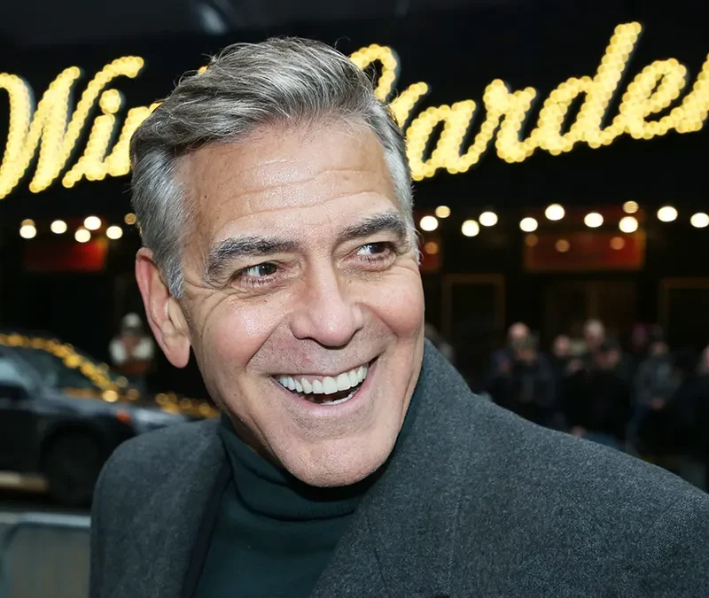 ¿Cómo se llaman las carillas dentales que se ponen los famosos?