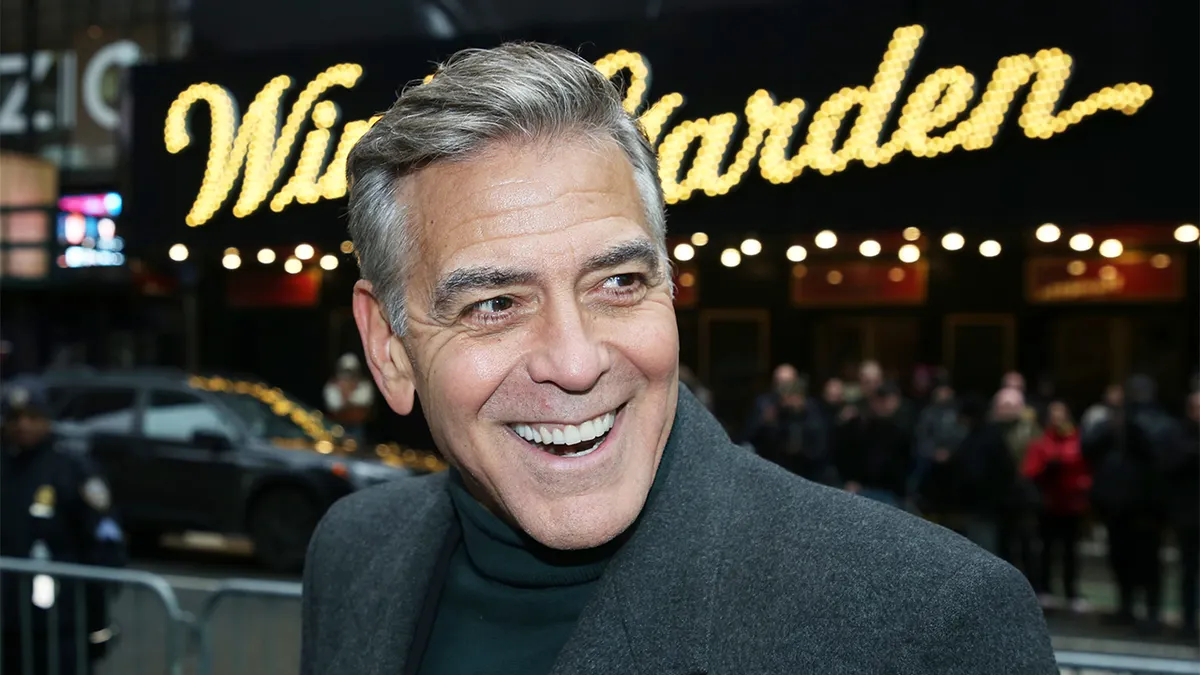 ¿Cómo se llaman las carillas dentales que se ponen los famosos?